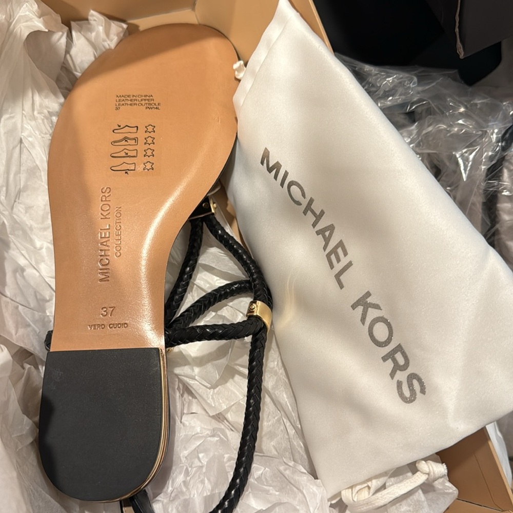 NEW Michael Kors Collection Braided Leather Black Gold Thong Sandals Sz 7 NIB - Picture 3 of 5
